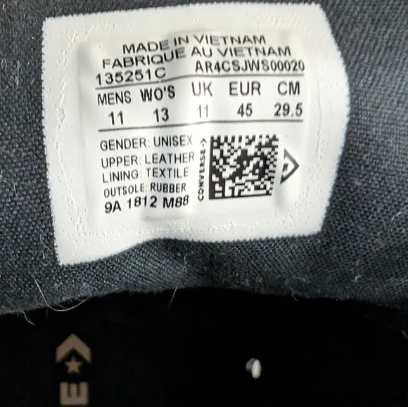 Converse Chuck Taylor Shoes All Star HighTop Black Leather 135251C Mens Size 11 - Picture 4 of 12